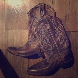 Oak tree leather cowgirl boots